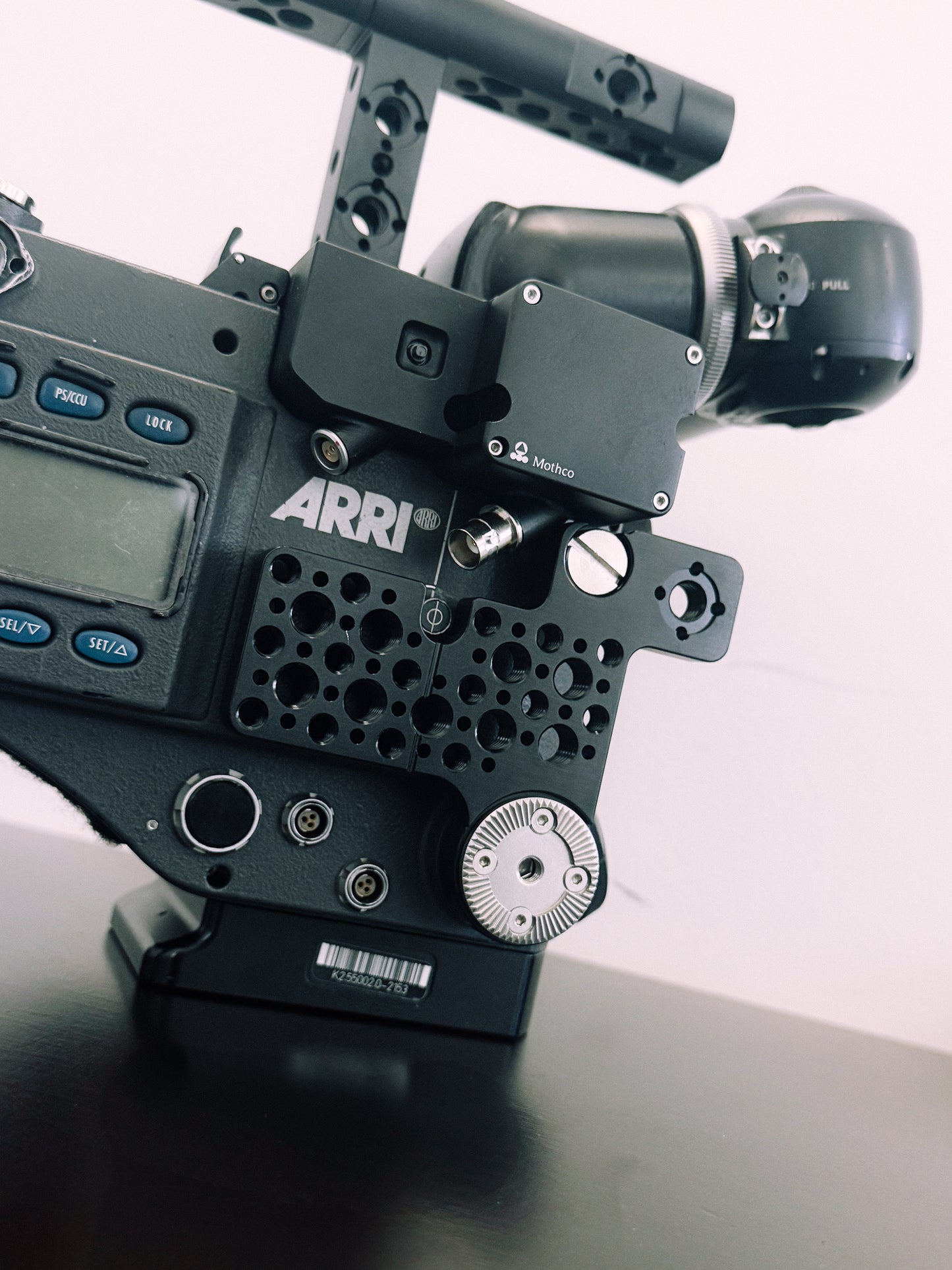 ARRIFLEX 235 - LIGHTWEIGHT SIDEPLATE